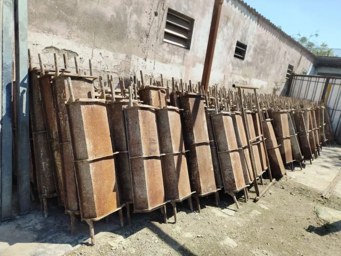 Forma para fabricação de guia - meio fio
