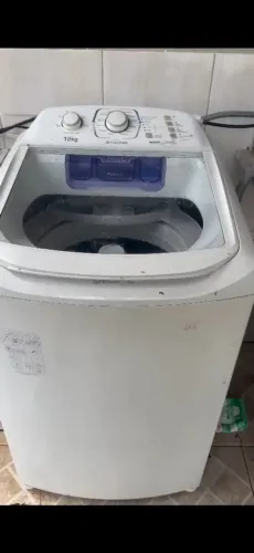 Máquina de lavar roupas