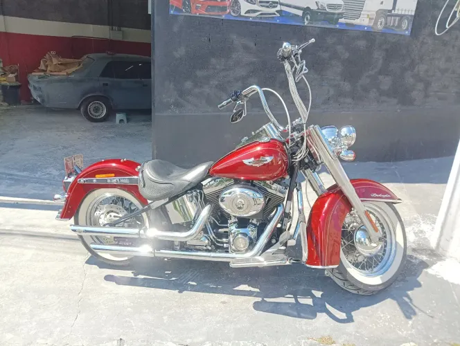 Harley Davidson deluxe