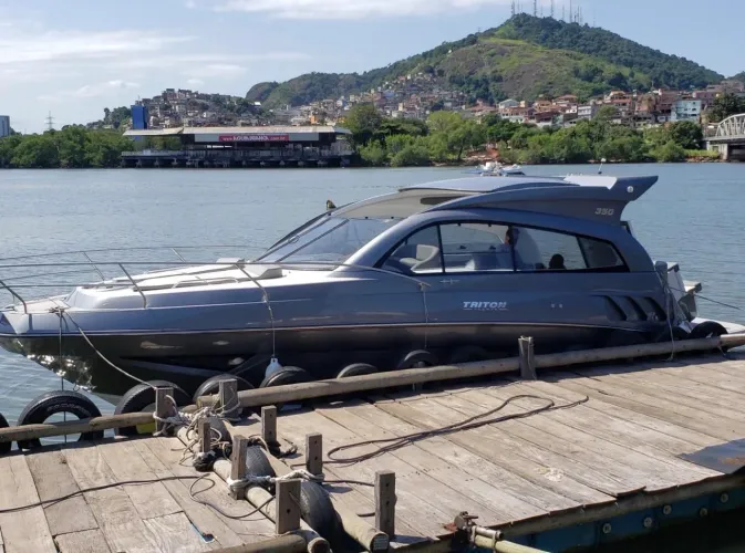 TRITON 350 HT ? 1/6 EM SOCIEDADE - BOATLUX