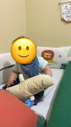 Berço que vira mini cama vai com kit berço