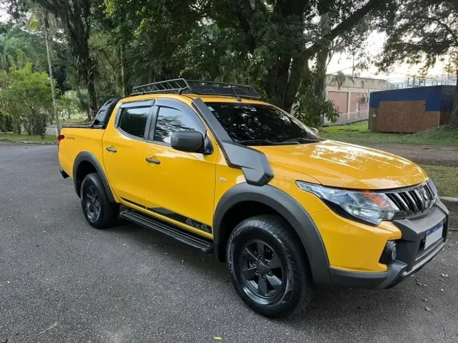 Mitsubishi L200 Triton Savana GLS 2.4 4X4 Die. AUT 2023