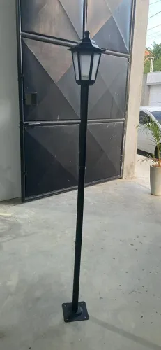 Poste provençal / Poste de jardim