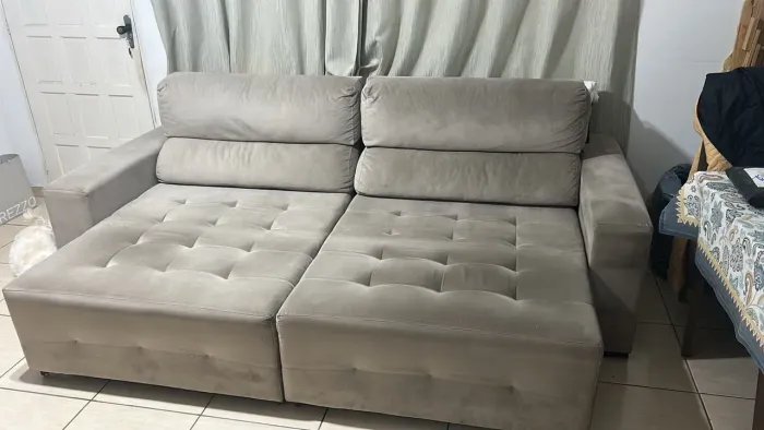 Sofá retrátil