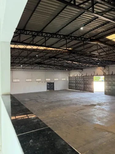 Galpão 2.500m² c/ 4 Docas I Mezanino I Habite-se Nível 5 e AVCB na Torquato Tapajos