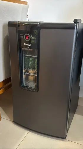 Cervejeira semi nova