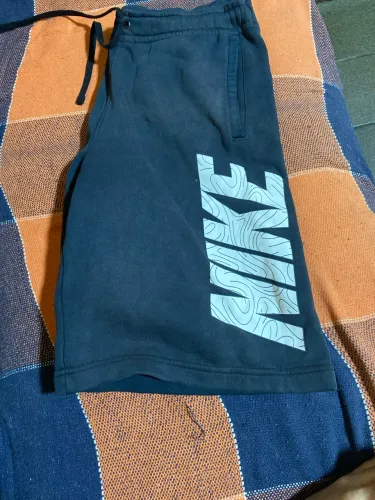 Bermuda nike 