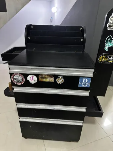 Vendo Carrinho Organizador para Estúdio de Tatuagem - Completo e com Gavetas