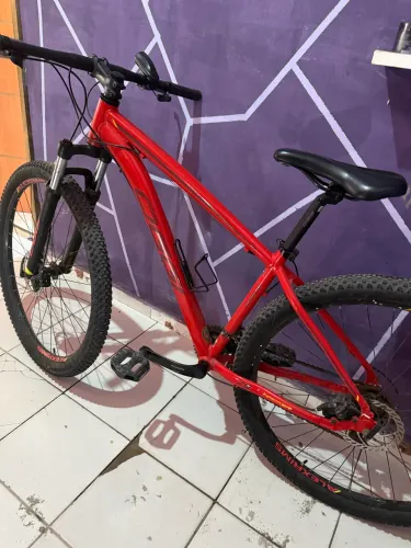 Bike Oggi semi nova 