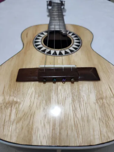 Cavaquinho de luthier