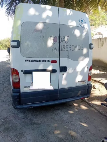Renault Master 2.5 DCI 16V 115cv 16L Diesel 2013