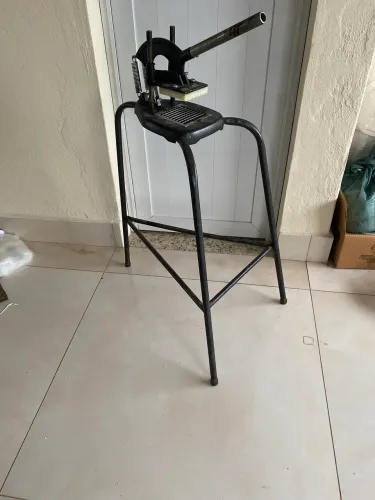 Cortador de legumes manual ( cabrita)