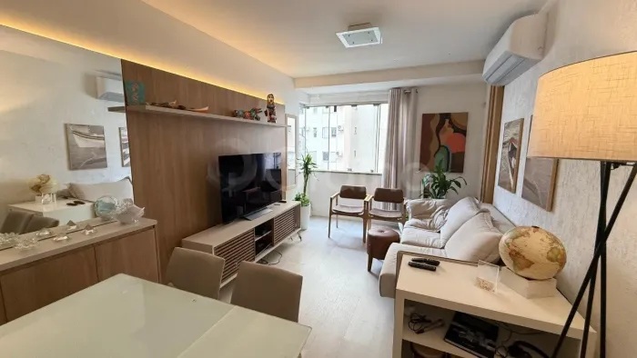 Apartamento para Venda em Florianópolis, Centro, 1 dormitório, 1 suíte, 1 banheiro, 1 vaga