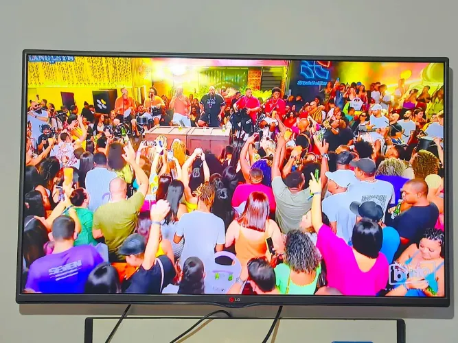 Vendo Tv LG 42 polegadas 