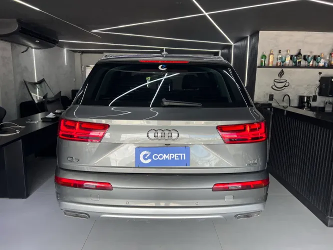 Audi Q7 3.0 V6 TDI Quattro Tip. 5P Diesel 2018