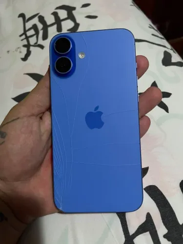 iPhone 16 plus