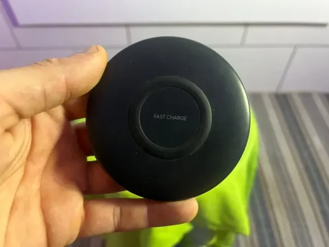 Carregador Sem Fio Samsung Original EP-P1100 Fast Charge Indução Qi