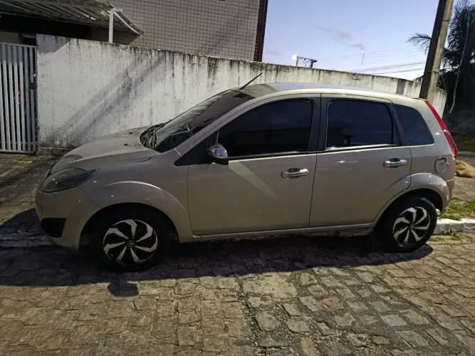 Ford Fiesta 1.0 8V Flex/class 1.0 8V Flex 5P 2011