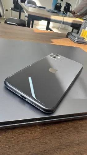 iPhone 11 128Gb funcionando perfeitamente