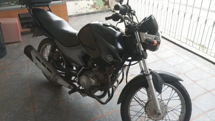 Moto Yamaha YBR factor 125 muito conservada com documentação em dia revisada