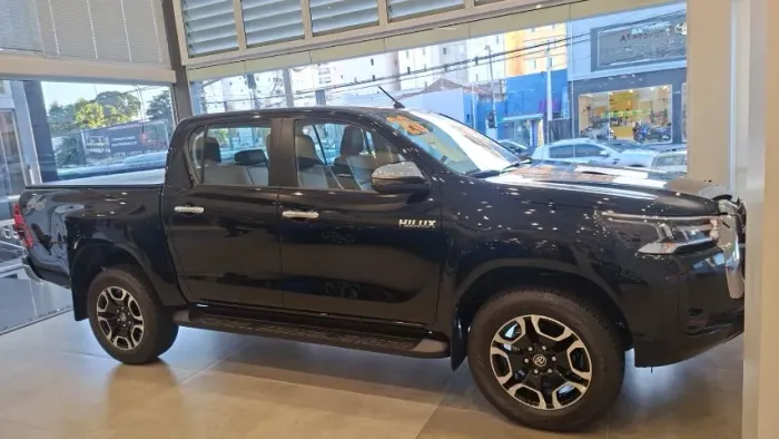 Toyota Hilux CD SRV 4X4 2.8 TDI Diesel Aut. 2026