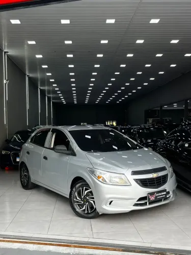 Chevrolet Onix JOY Hatch 1.0 8V Flex Mec. 4P 2018