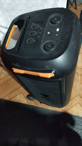 JBL PARTY BOX 710 ?