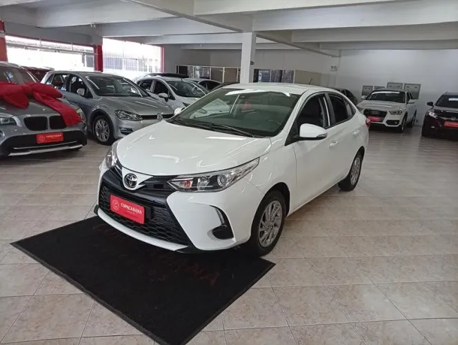 Toyota Yaris XS Connect Sedan 1.5 Flex 16V AUT 2023