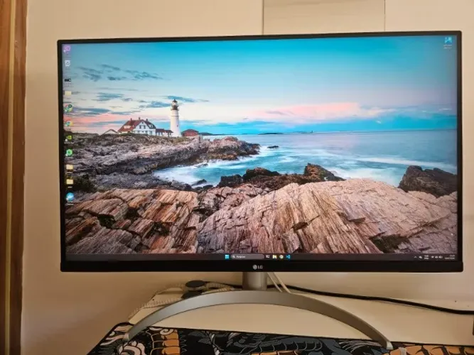 Monitor LG 4k 144hz 32UQ750-W