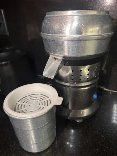 Espremedor de laranja industrial