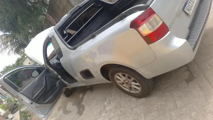 Chevrolet Montana LS 1.4 Econoflex 8V 2P 2012