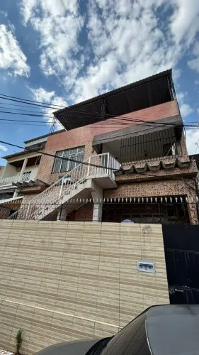 Casa com 2 dormitórios para alugar por R$ 1.900/mês - Centro - Nilópolis/RJ