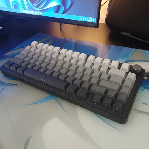 Teclado X85 Attack Shark tri-mode