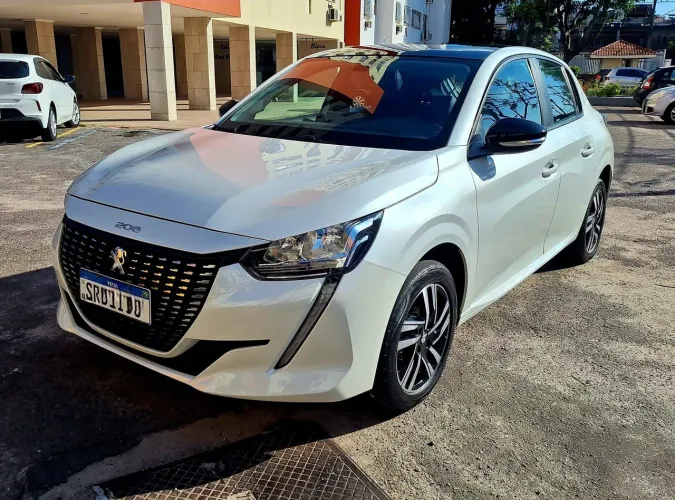Peugeot 208 Allure 1.0 Tubo Flex 5P Aut. 2024