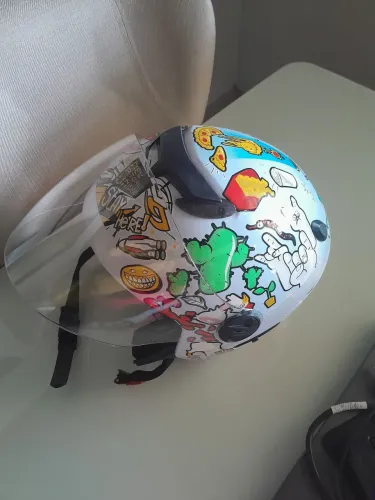 Capacete