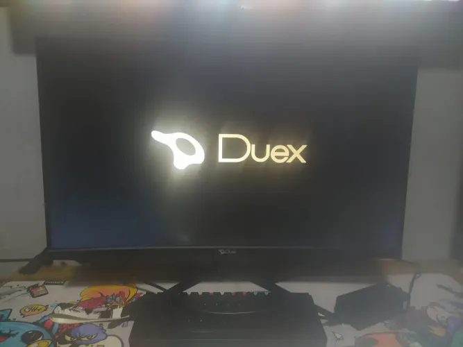 Monitor 27.  240hz LEIA