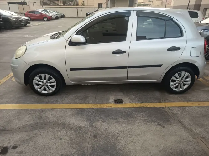 Nissan March S 1.0 16V Flex Fuel 5P 2013