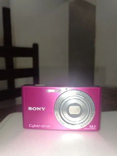 Câmera fotográfica nova Sony cyber 14 megapixels funcionando perfeitamente, completa