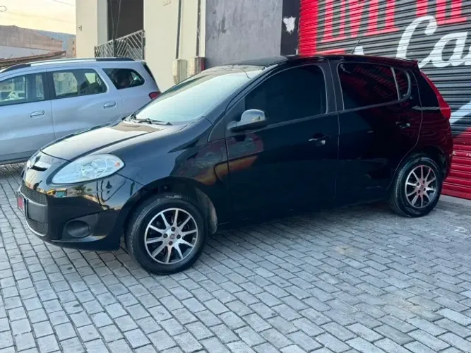Fiat Palio Attractive 1.0 EVO Fire Flex 8V 5P 2014