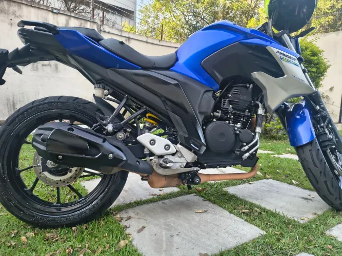FZ25 2020 Azul