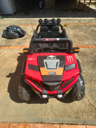 Carrinho elétrico infantil 12v com controle remoto .estado de zero