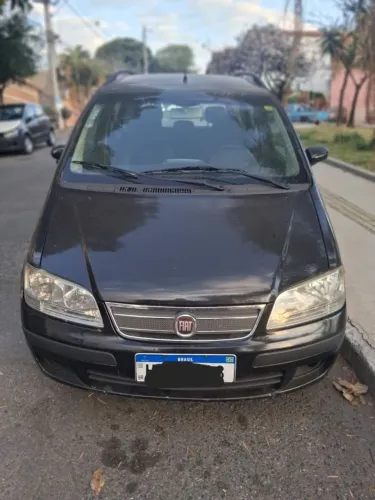 Fiat Idea ELX 1.4 MPI Fire Flex 8V 5P 2010