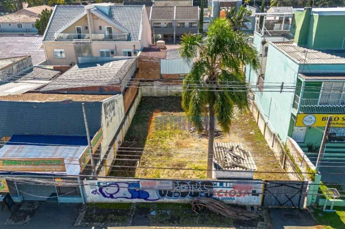 Terreno à venda, 303 m² por R$ 790.000,00 - Capão da Imbuia - Curitiba/PR