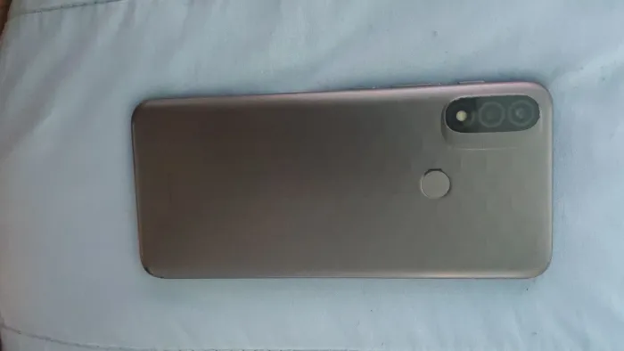 Motorola E20
