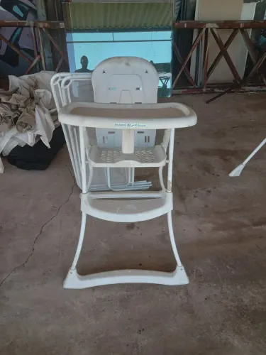 Cadeirinha de ali.entar bebe