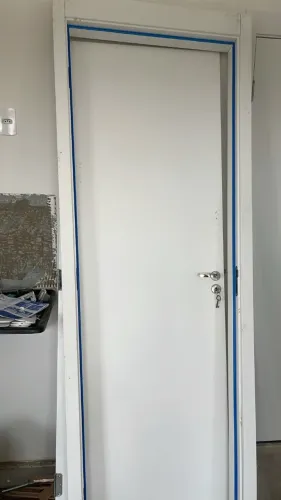 Porta interna branca e Batente nova , nunca utilizada