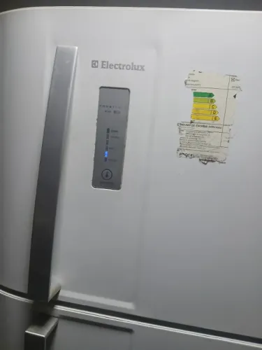 Geladeira eletrolux /parcelado no cartão