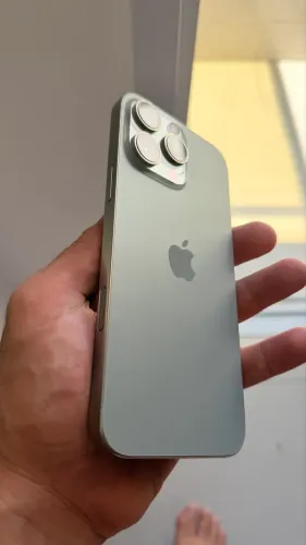 Iphone 16 Pro Max 256gb sem marcas c/ caixa e carregador