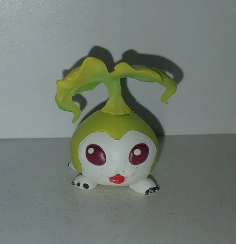 BONECO MINIATURA DIGIMON TANEMON