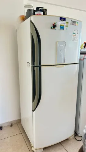 Geladeira Frosfree Panasonic
